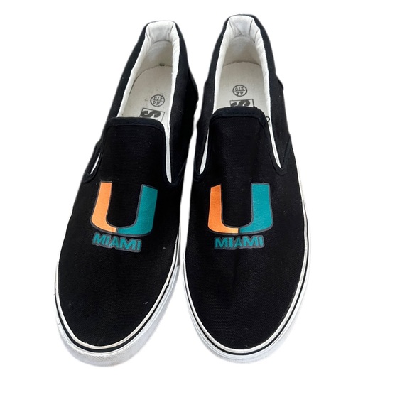 UM Men’s slip on shoes 11, Canes - Picture 2 of 5